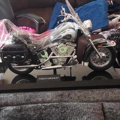 Harley-Davidson Novelty Motorcycle-Shaped Corded Telephone, Black, Tone/Pulse