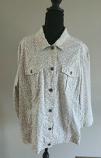 Chicos Womens Beige White Leopard Print 3/4 Sleeve Button Front Jacket Size 3