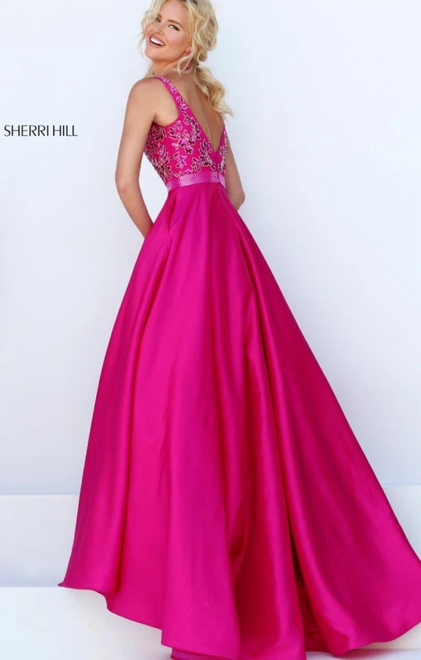 Vestido de graduación Sherri Hill talla 10 Foto 2 de 2