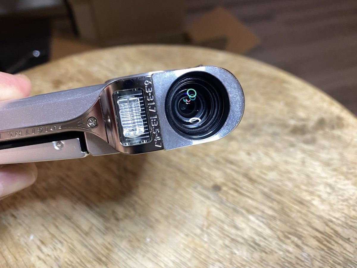 Sanyo Xacti C5 Digital Camcorder Camera 5x Optical Zoom Tested