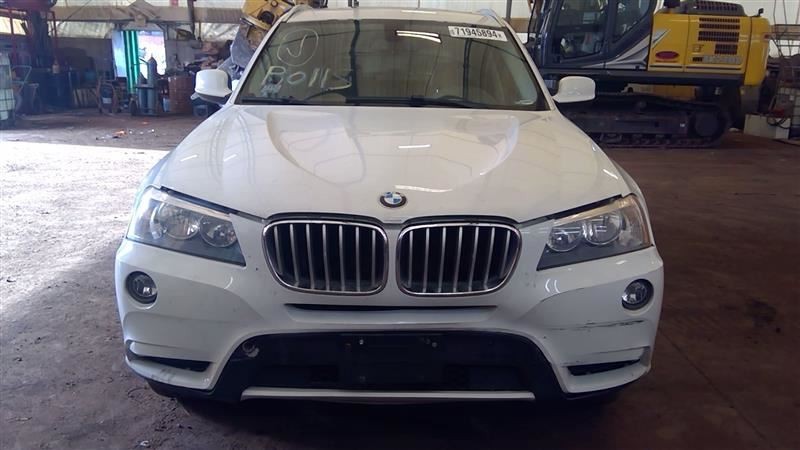 Passenger Right Caliper Front Fits 11-17 BMW X3 6265148