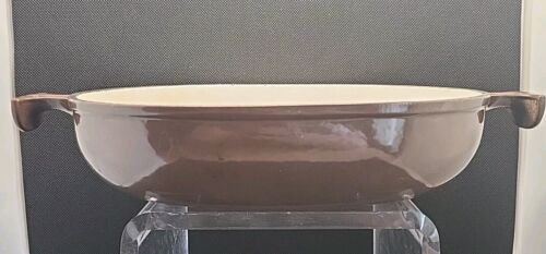 Le Creuset Vintage Brown Cast Iron Enzo Mari La Mama 25 Gratin Dish - Picture 3 of 19