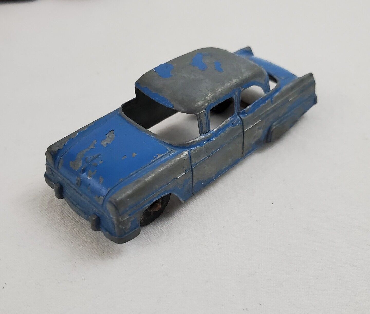 Picture 2 of 24