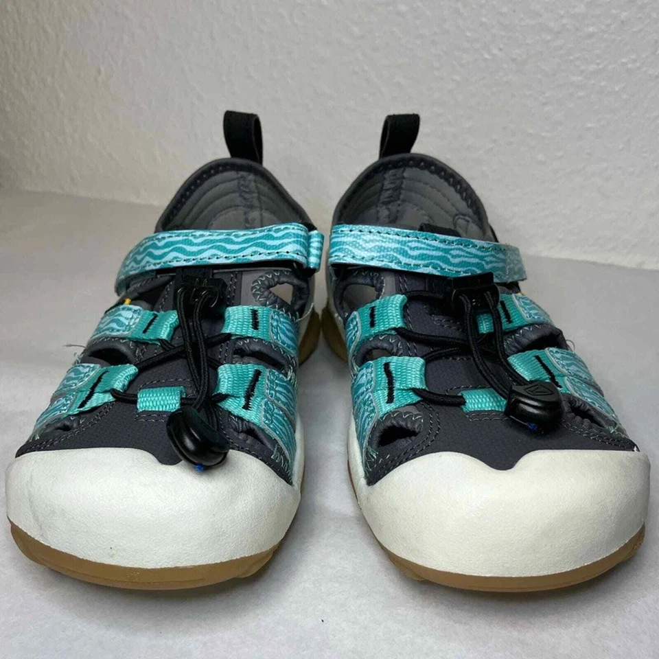 Nuevas Sandalias Keen Knotch Creek Niños Punta Cerrada Senderismo Agua Azul Jugar Camping Foto 2 de 4
