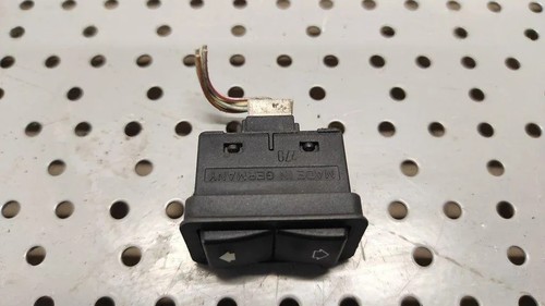 BMW 5 E39 Schalter für Fensterheber hinten links 8368974 2.50 Diesel 17120133