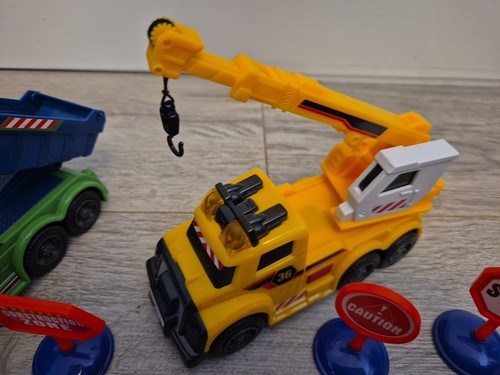 Carousel small bundle of Tesco Carousel light and sound vehicles Vehicles. - Picture 3 of 4