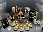 Beautiful Large Vintage Earthtones Costume Jewelry Lot With 21 Pieces