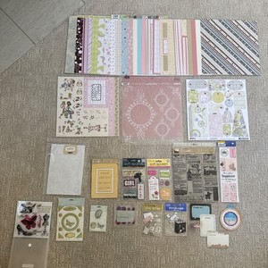 GIRLFRIENDS Themed Embellishments Kit