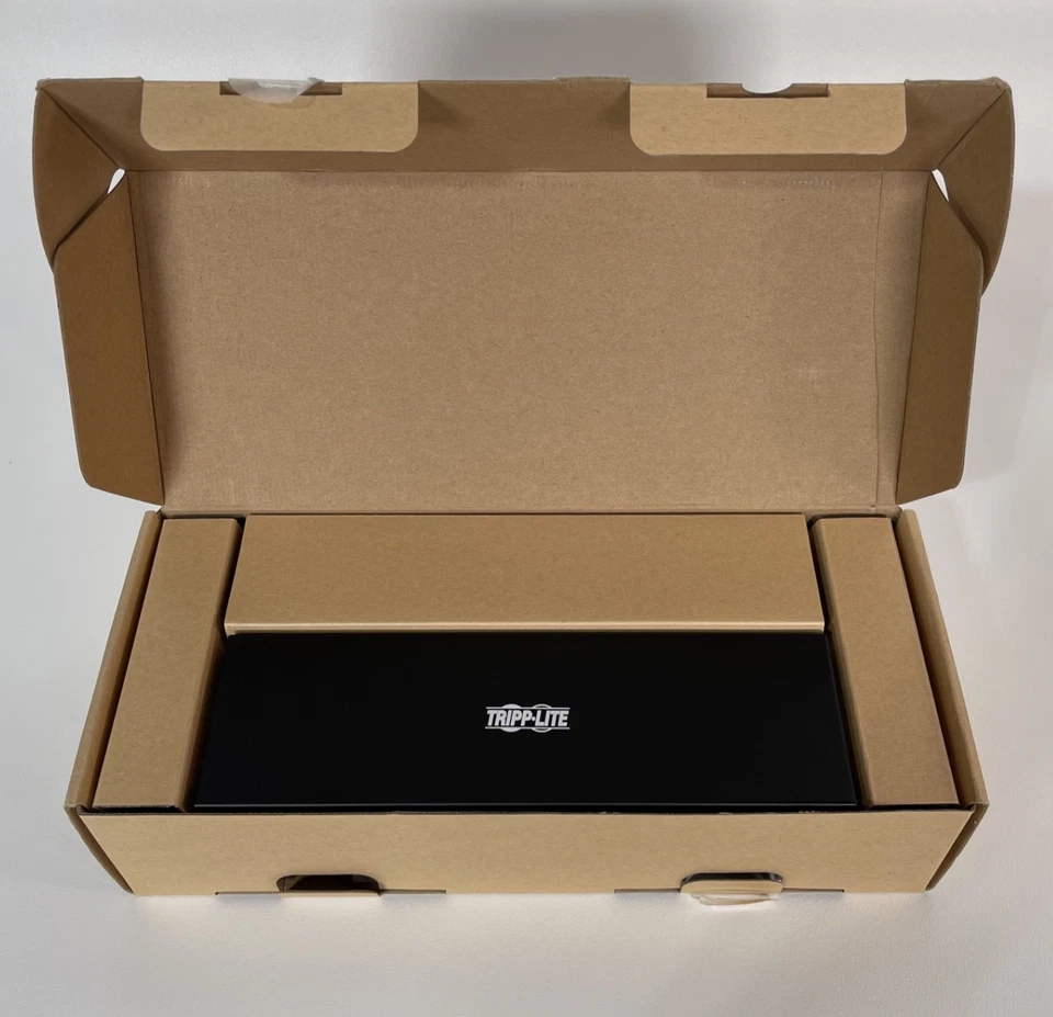 Tripp Lite 8-Port UHD HDMI Splitter - 4K @ 60 Hz, HDCP 2.2, EDID Management - Image 3 of 4