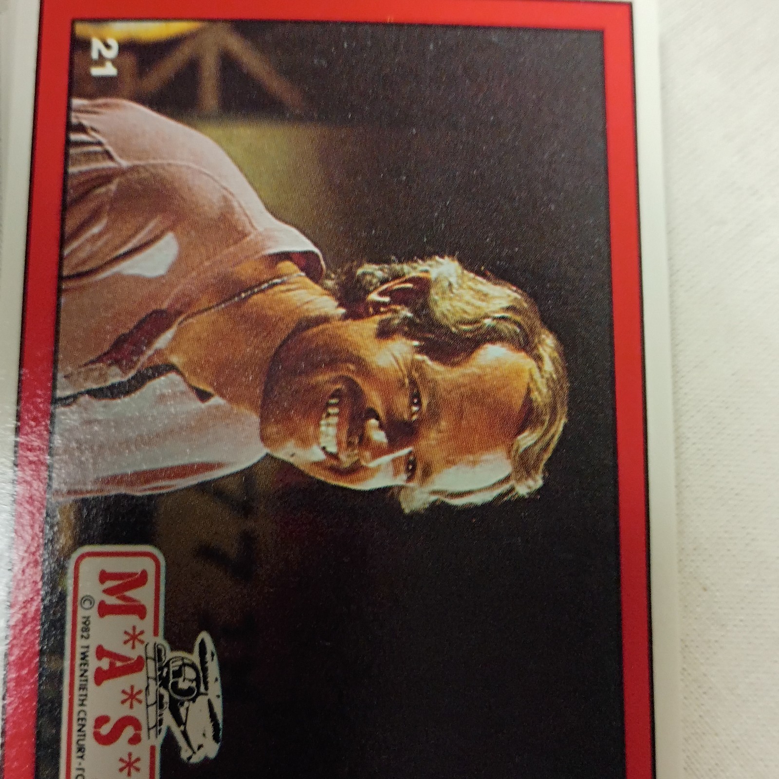 Mash 1982 Card Set 66 / Mash 4077 Th  Iv Bottle By Hawkeye Distilling Co. Lot