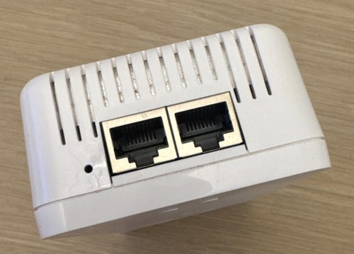 MT2675 Devolo 1200+ WiFi AC dLAN Add-On Gigabit Passhrough Powerline Adapter - Zdjęcie 2 z 3