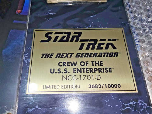 Star Trek The Next Generation The Crew of the USS Enterprise Plaque #3682/10000 - Picture 2 of 5
