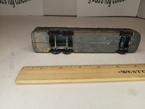 Vintage Tootsietoy 1957 Greyhound Bus Scenicruiser - 7" Metal Tootsie Toy - Picture 6 of 7