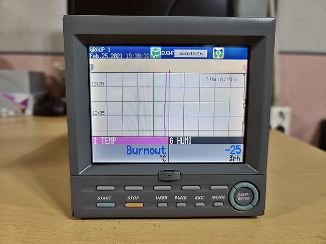 1002742_5 1002742_5