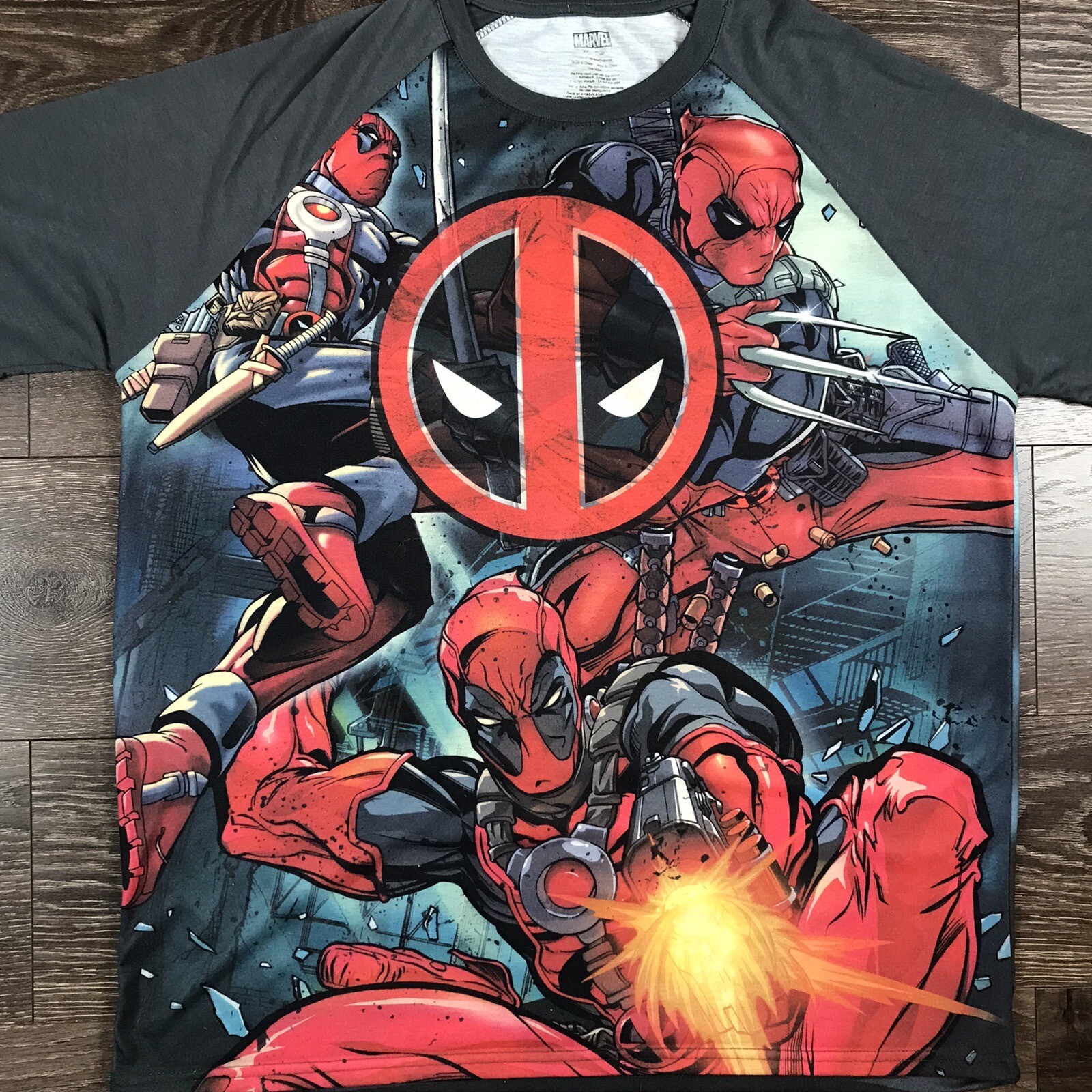 Marvel Deadpool Double Sided All Over Graphic Pri… - image 2