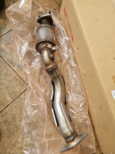 GENUINE NEW HONDA JAZZ 2009-2015 CATALYTIC CONVERTER 18160-RB0-000 - Picture 4 of 4