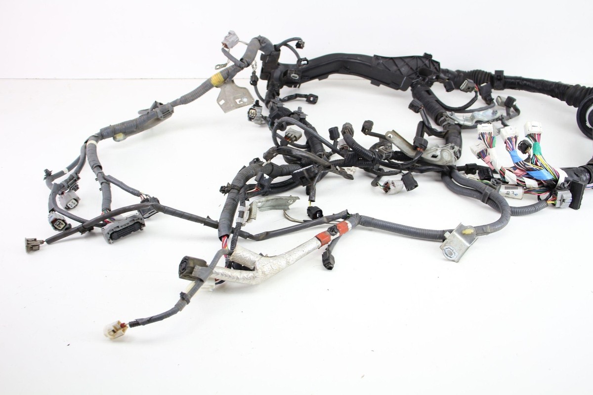 【electric12 】Atlast&co グレーハンチング 2016-2023 Toyota Tacoma Engine Harness 82121-04832 82121