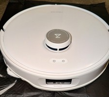 Roborock Qrevo Curv Robot Vacuum Mop. READ, Docking Station Not Included