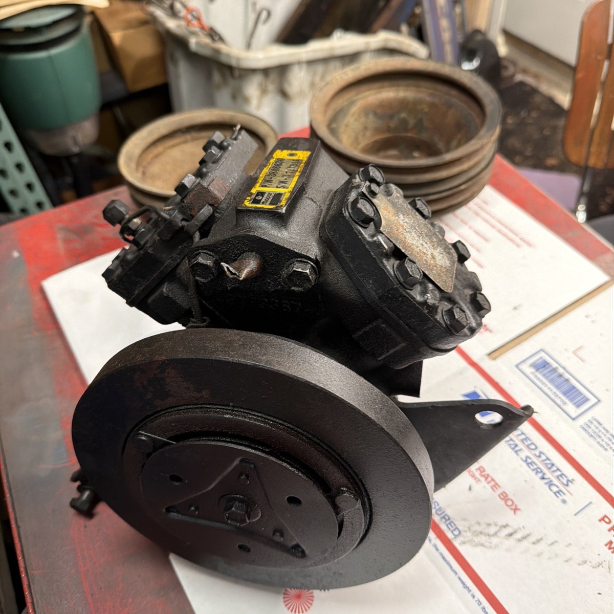 Chys 1975-77 OEM Original AC Compressor Assembly w/Brackets Fits