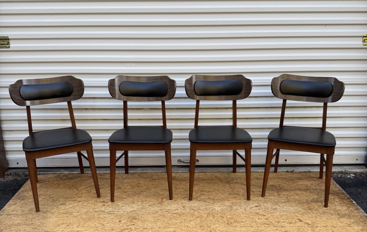 S Broyhill Attributed Mcm