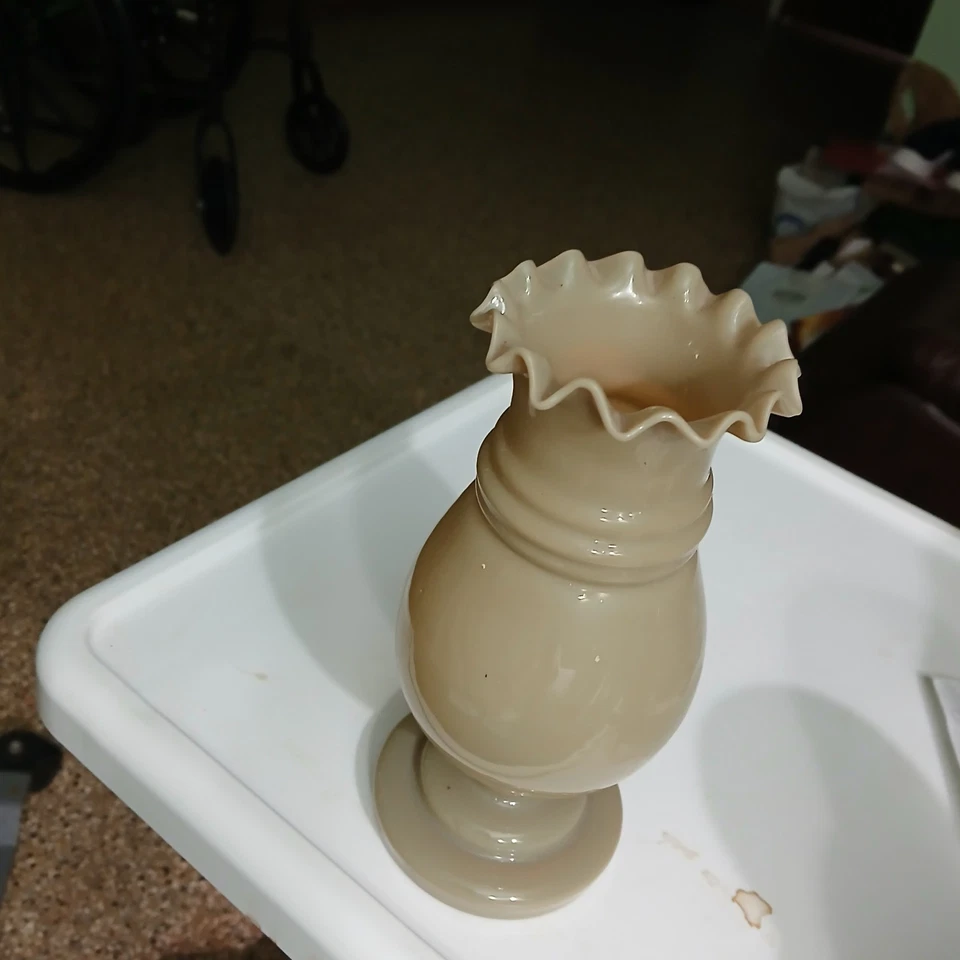 Jarrón victoriano bohemio de vidrio marrón Moser, Pontil hecho a mano prensado mecanizado 1900 Foto 3 de 4