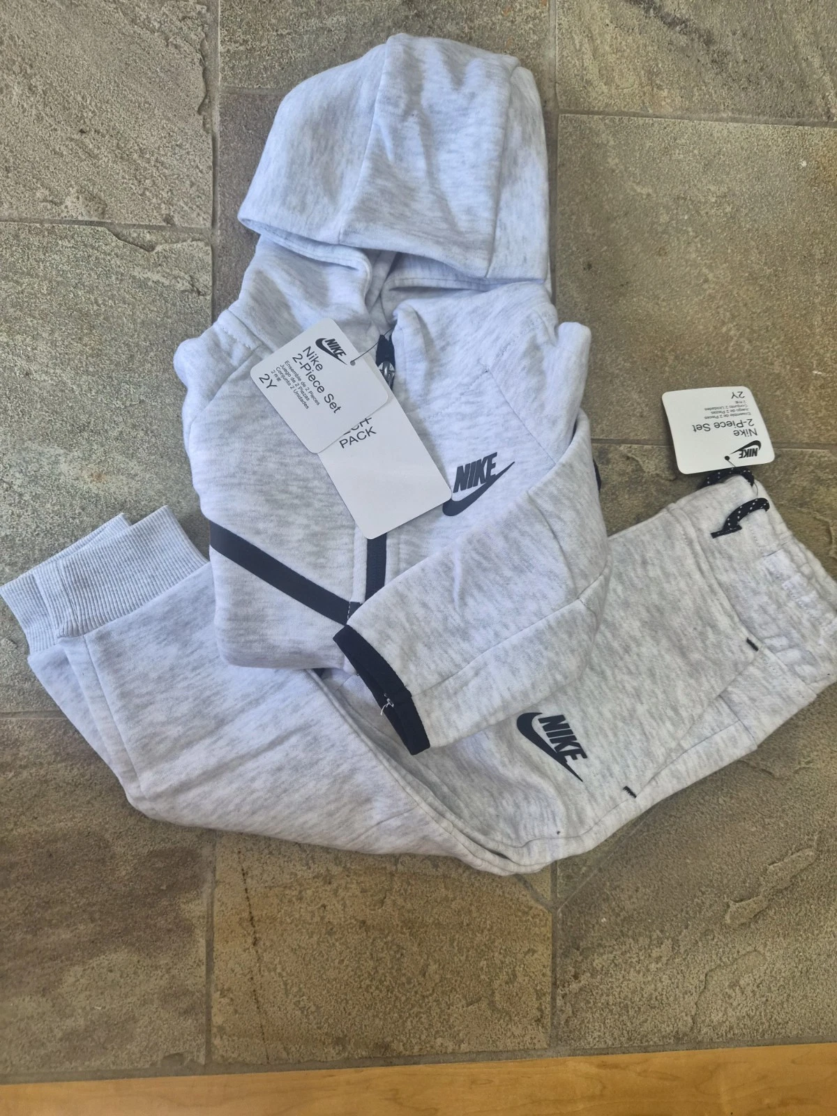 Nike Tech Fleece Sweatsuit Toddler 2Y Heather Gray $105 Retail