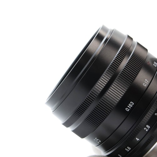 Voigtlander MACRO APO-ULTRON 35mm F/2 Asph. (Fujifilm X) -Near Mint- #441 - Picture 8 of 12