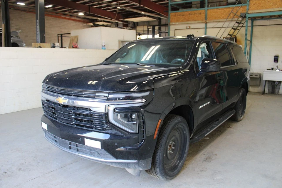 Pinza trasera derecha pasajero para Chevrolet Suburban 1500 2025 3078044 Foto 2 de 4