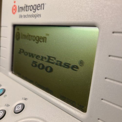 Invitrogen PowerEase 500 Electrophoresis Power Supply - DNA RNA Protein Gel - Picture 2 of 10