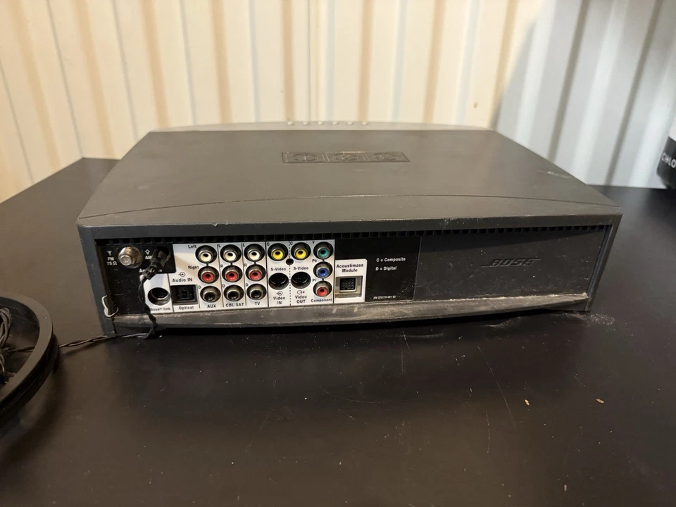 Bose Model AV3-2-1 ii Media Center Main Unit W/Two Speakers and Remote *Untested - Image 3 of 4