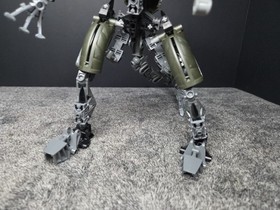 LEGO BIONICLE:  Kikanalo (8811)  Retired