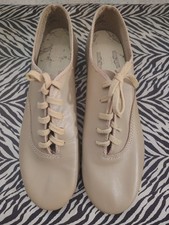 Capezio 354 - Tan - Size 4 - M Fit - Taps Installed