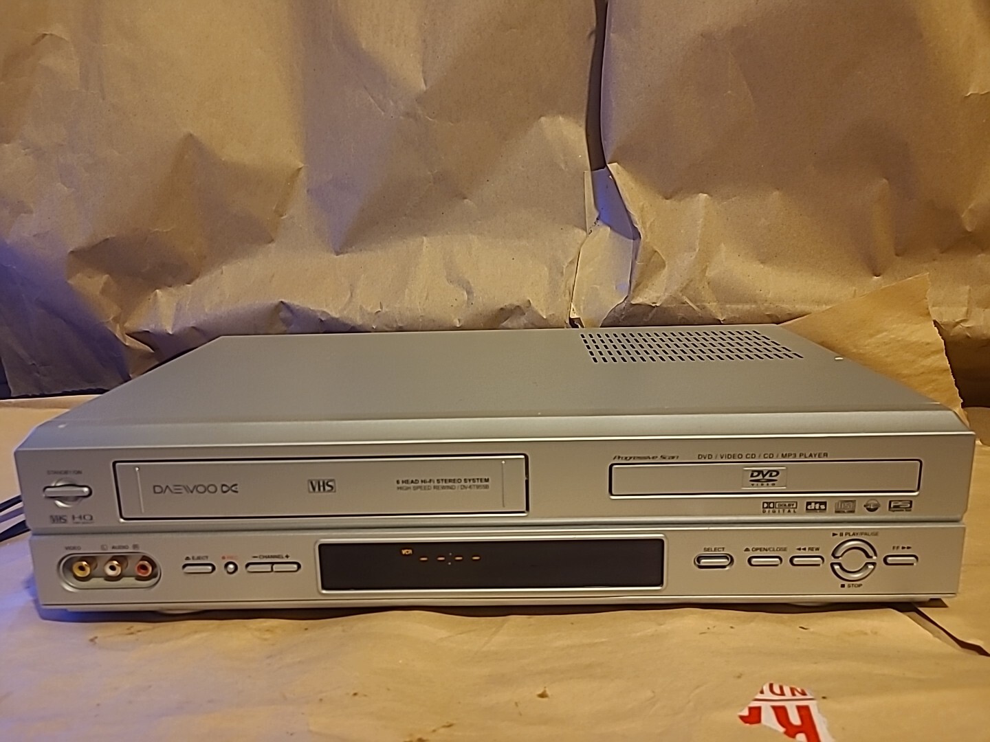 Daewoo DV-6T955B 6 Head Hi Fi Progressive scan VCR/DVD Combo