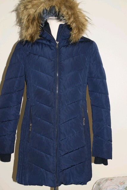 tommy hilfiger sleeveless jacket