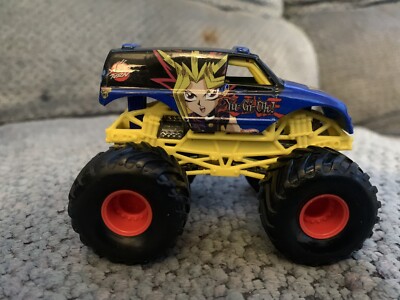 Hot Wheels Monster Jam Yu-Go-Oh Vintage Truck Anime #32 2003 Htf
