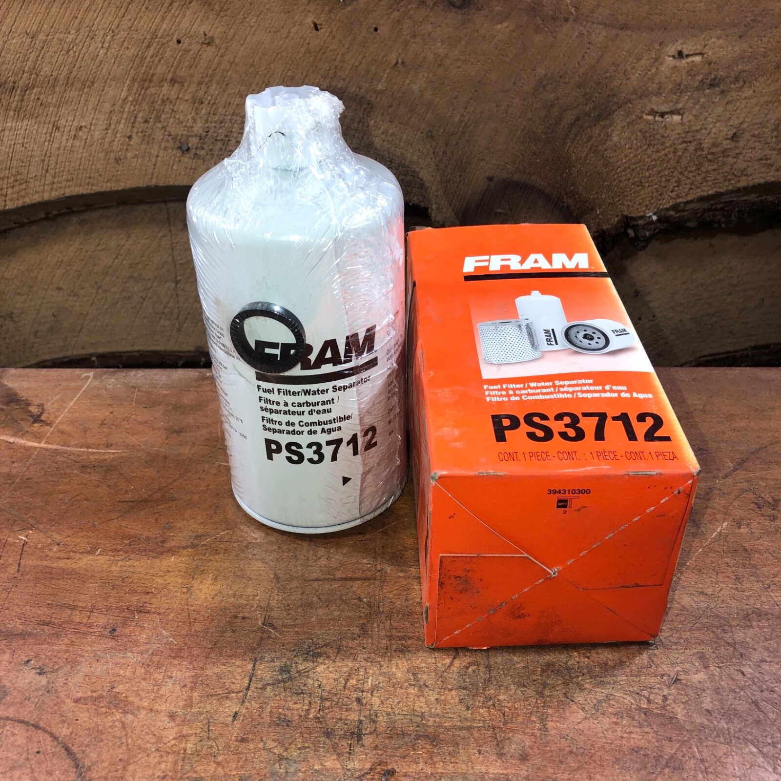 VOLVO 991215843 Fuel filter cross reference