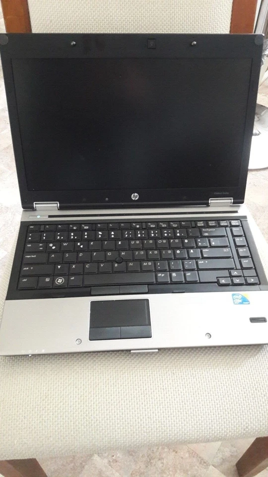HP EliteBook 8440p, Core i5-520M, 4GB RAM, 250GB HDD B33752, Foto 2 von 4