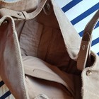 Foto 12 di 19