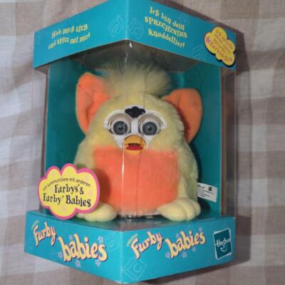 激レア!新品未開封 灰色目 ベイビーイエロー Furby Babyイタリア語 Plush Toy Hasbro Furby Babies Yellow Gray Eye | eBay