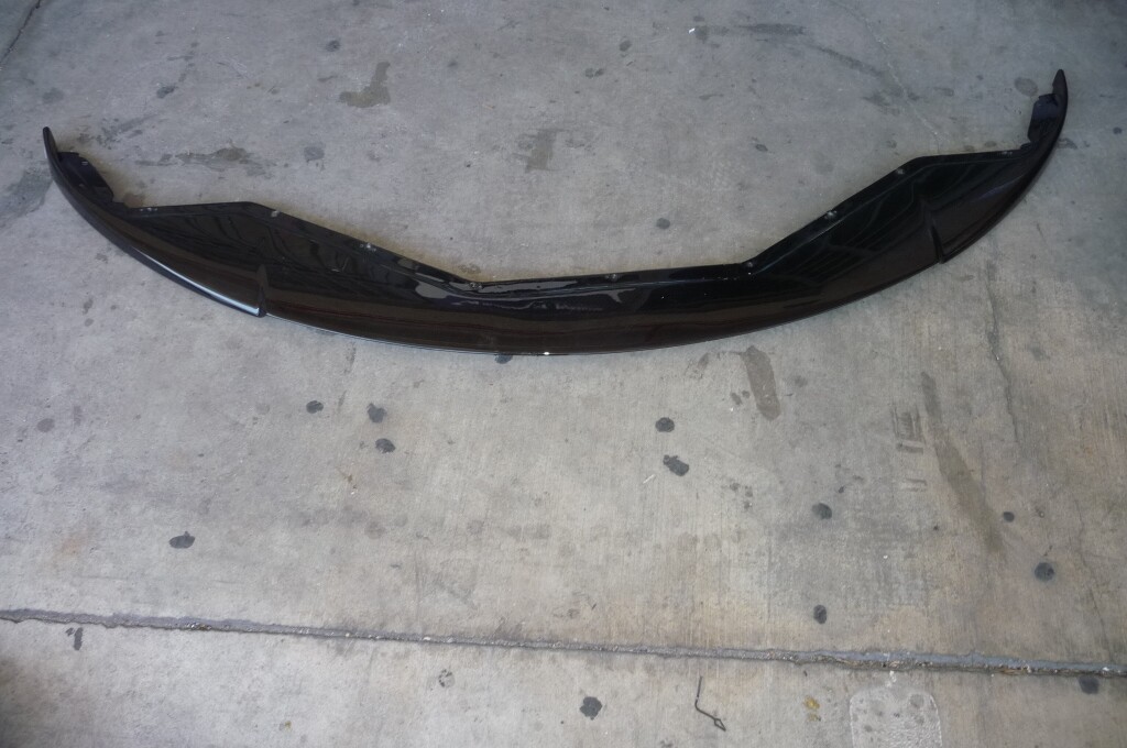 2008 Bugatti Veyron 16:4 Front Bumper Lower Diffuser Carbon Fiber Shield Cover