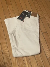 Levi's Wedgie Straight Leg Button Fly Corduroy Jeans Cream White Size 30X28