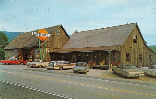 "The Basket Barn" Basketville Straßenszene Manchester, Vintage Chrom Postkarte  - Bild 1 von 2