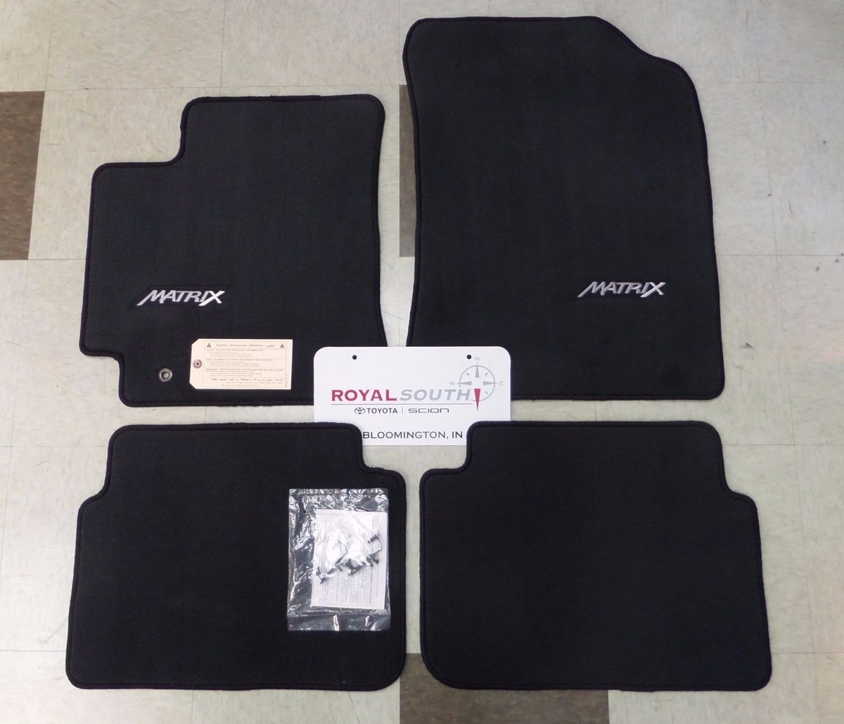 Toyota Matrix 2009 - 2013 FWD Dark Charcoal Carpet Floor Mats Set