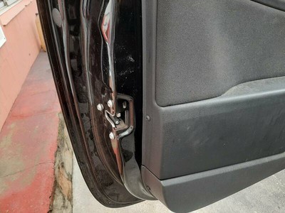 13210748 door lock from left For Opel Astra H GTC Z17DTR 2008 1959802