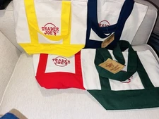 4 TRADER JOE’S MINI CANVAS TOTES RED NAVY BLUE GREEN YELLOW NEW WITH TAGS