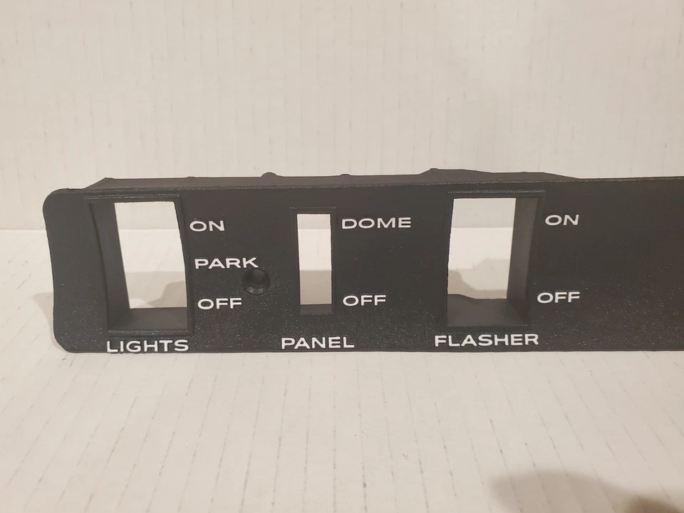 Panel de interruptor satelital restaurado Plymouth Roadrunner Dodge Coronet gTx 1969 Foto 3 de 4