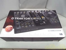 NATIVE INSTRUMENTS TRAKTOR KONTROL S2 DJ System w/ Box Accessories JP MG01 11.0