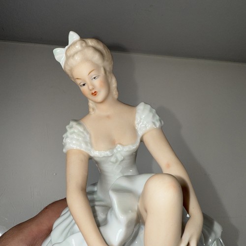 Estatuilla bailarina de ballet de porcelana Schaubach Kunst Wallendorf Alemania - Imagen 11 de 18