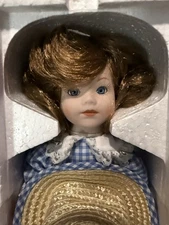 1990 Little Debbie 30th Anniversary Collector Ed Porcelain Dynasty Doll NRFB