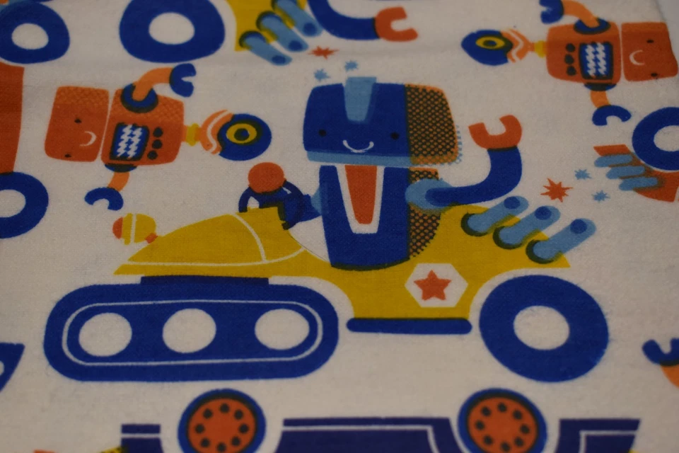 3 yards 100% COTTON SUPER SNUGGLE FLANNEL FABRIC robot car juvenile BLUE ORANGE - Image 4 of 4
